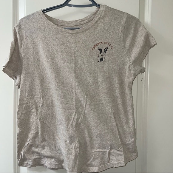 Tan tshirt with dog graphic - Picture 1 of 2